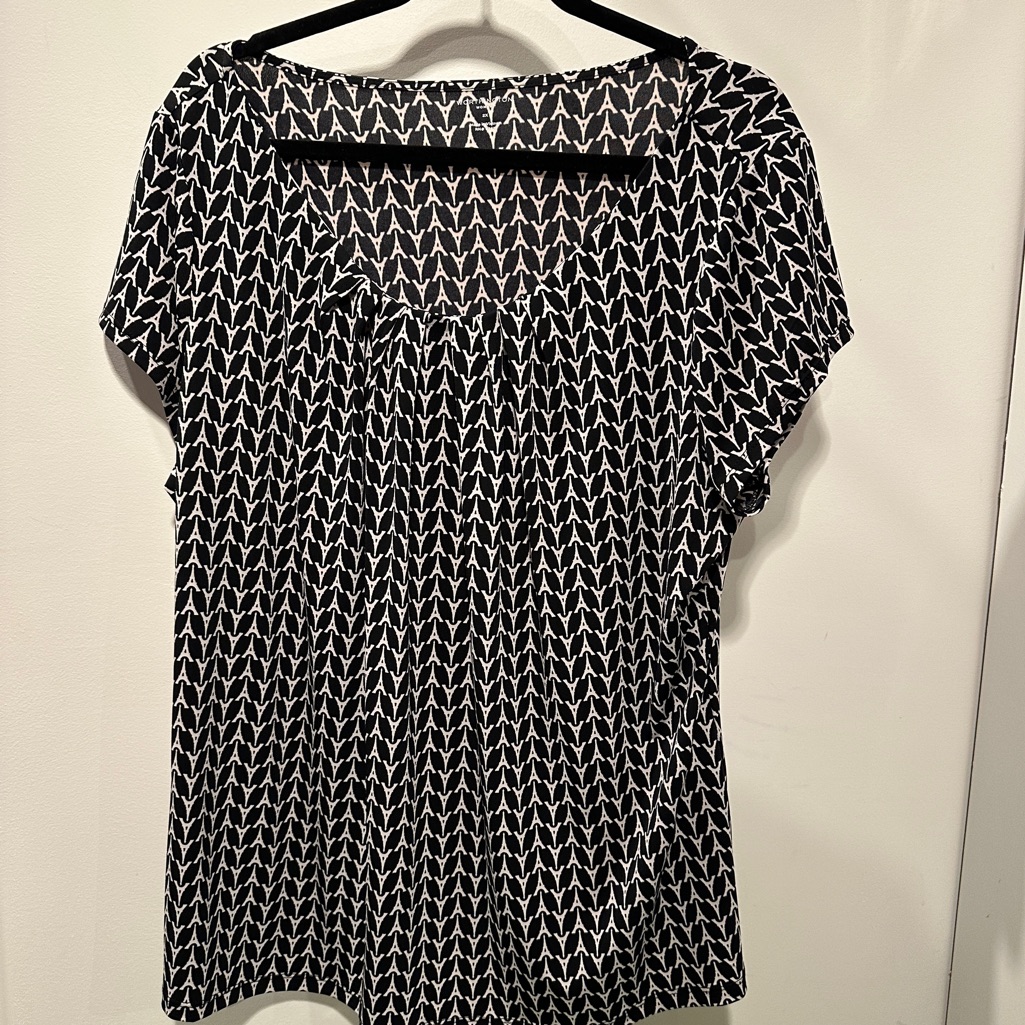 Worthington Black And White Geometric Blouse 2x